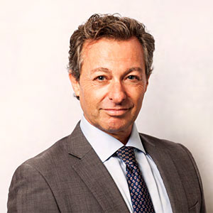 SIMON BARRIE